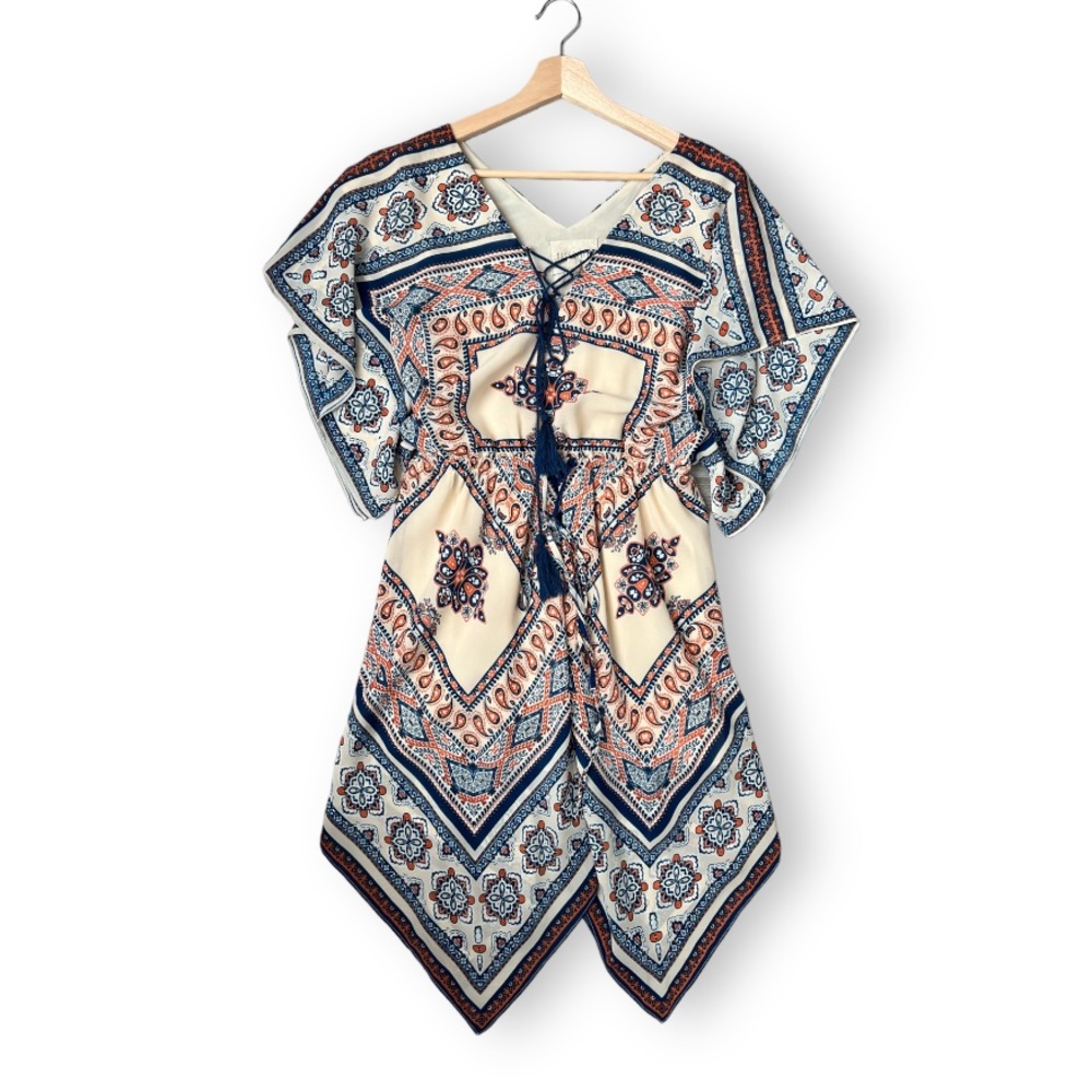Moon River Short Sleeve Handkerchief Print Dress | EUC Size M